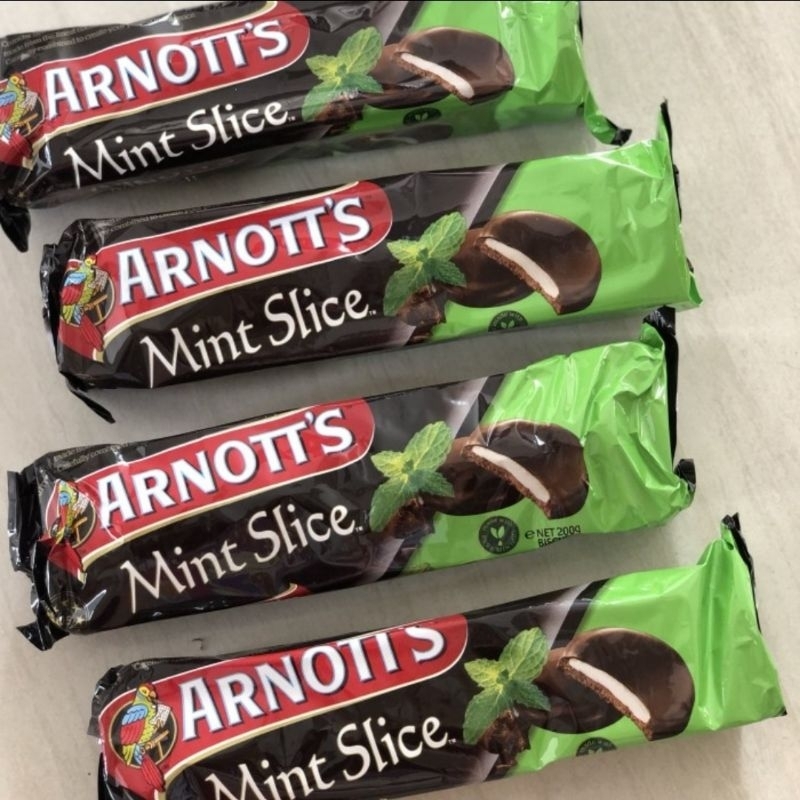 

Arnott's Mint Slice Biscuits 200 gr Australia Chocolate Arnotts Aussie Snack Biskuit Mint Cokelat Coklat