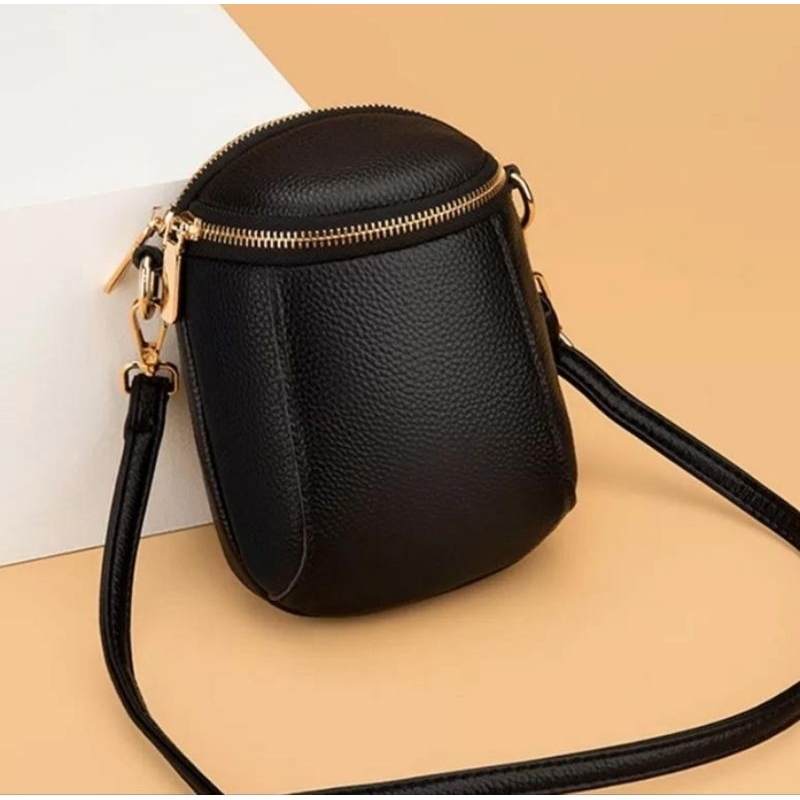 TAS SELEMPANG CEWEK KEKINIAN