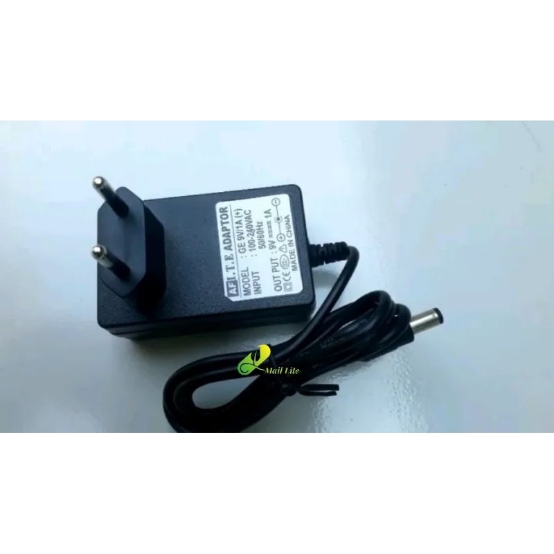 Switching Adaptor Efek Gitar Bass Hartke 9V 1A (-) minus dalam / + diluar Charger 9Volt 1Ampere
