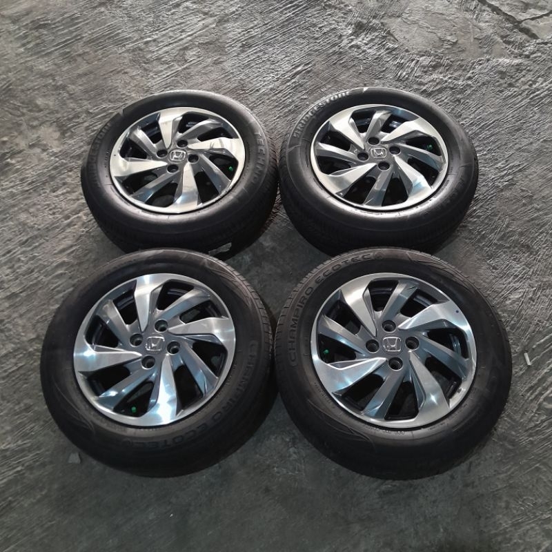 Velg Original Copotan Mobilio Rs Ring 15 + Ban 185 65 R15