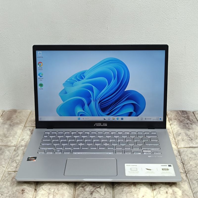 LAPTOP EDITING ASUS VIVOBOOK M409DA RYZEN 3 3250U RAM 8 GB SSD 256 GB