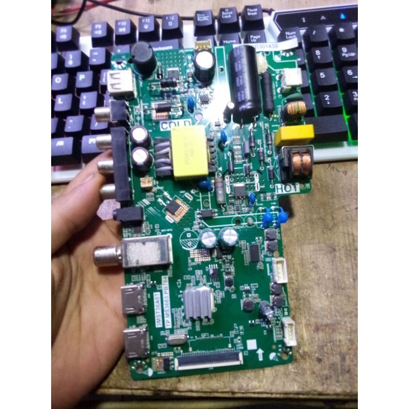 MB MAINBOARD MOTHERBOARD TV LED TCL 32B3 / 32D3000B DIGITAL TV MESIN TV LED TCL 32B3