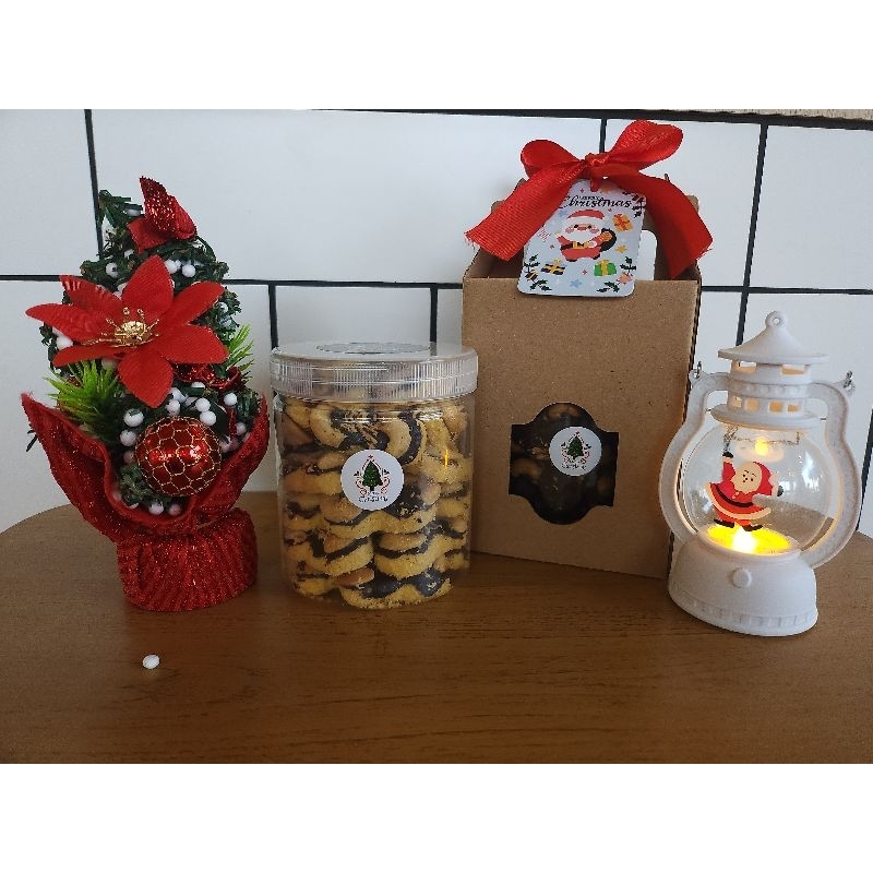 

Kue Kering Hampers/Hampers Kue Kering/Hampers Natal/Hampers Murah/Hampers Enak/Hampers