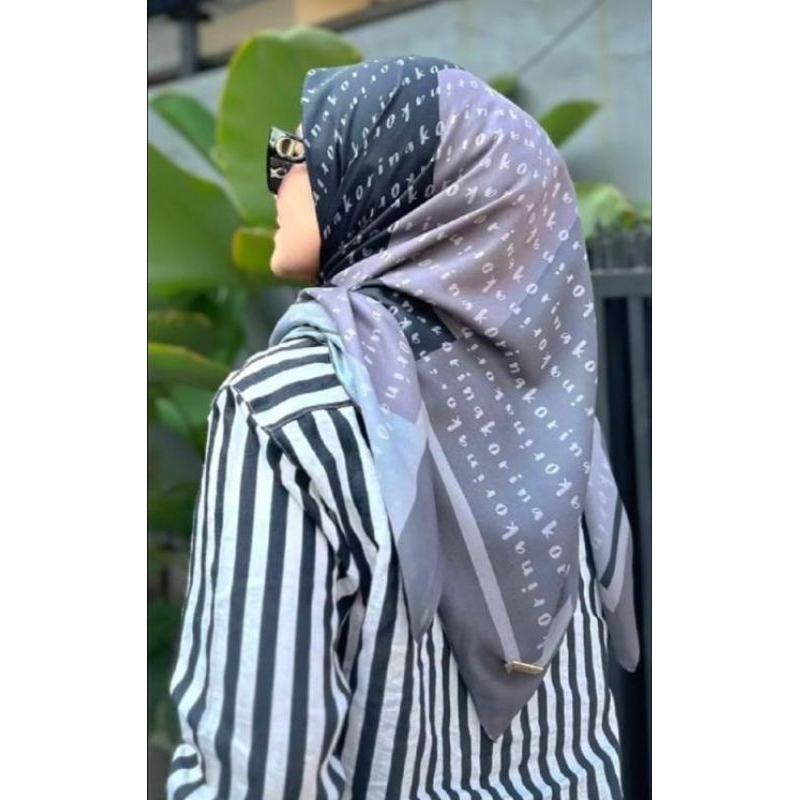 Hijab Segi Empat motif Korina / Deenay Korina /voal motif korina