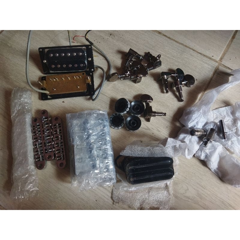 peralatan gitar listrik