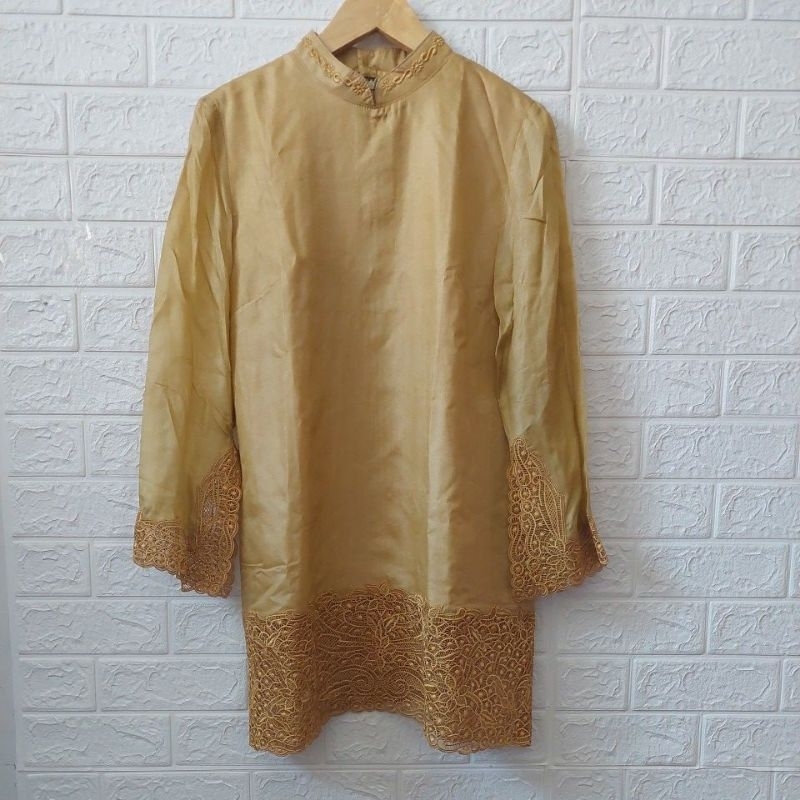 (PRELOVED) Tunik Baju Kurung Bordir Wanita Warna Gold