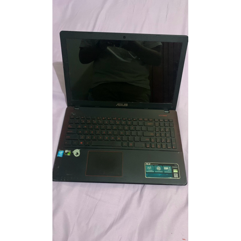 Asus X550J Intel Core 17 Gen 5 Dual VGA NVIDIA GeForce GTX 950M SSD Laptop Gaming Second