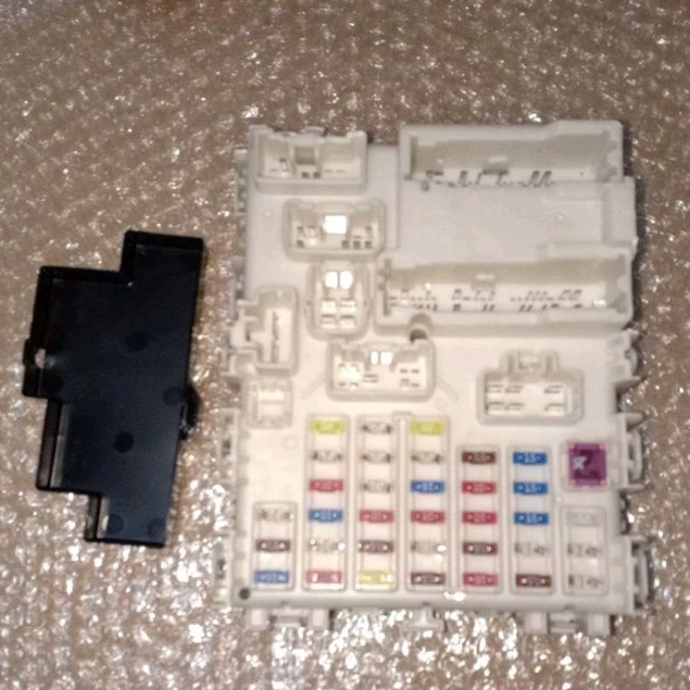 box sekring suzuki Ertiga