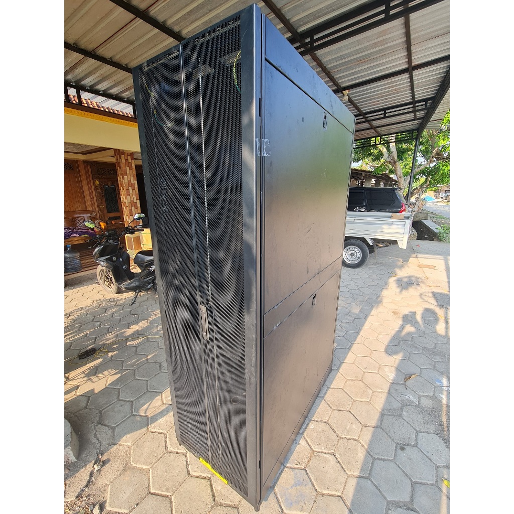 RACK SERVER 42 U DEPT 110