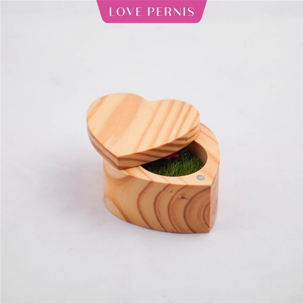 Kotak Cincin Ring Box Love Pernis - Sovia Jewelry
