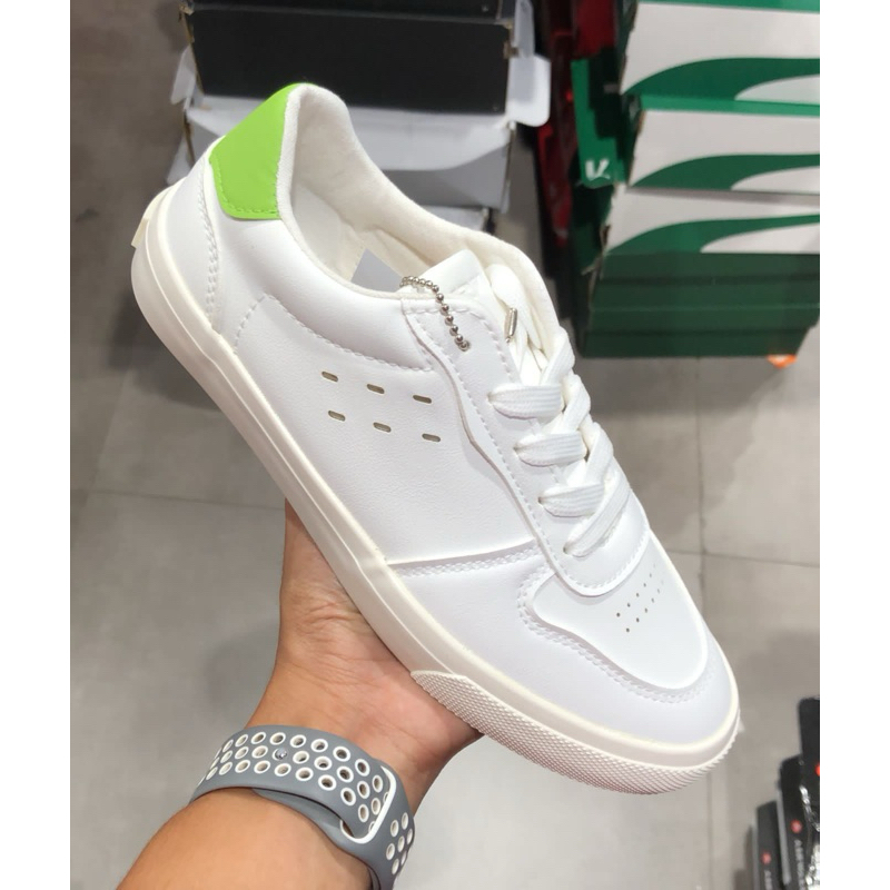 airwalk women warna putih size 36