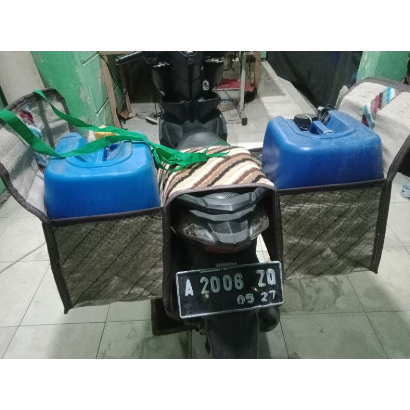 Tas obrok goni, tas kurir, tas motor, goni kokang