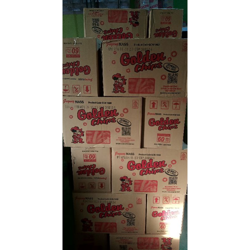

Golden Chips 1 karton isi 6 renceng