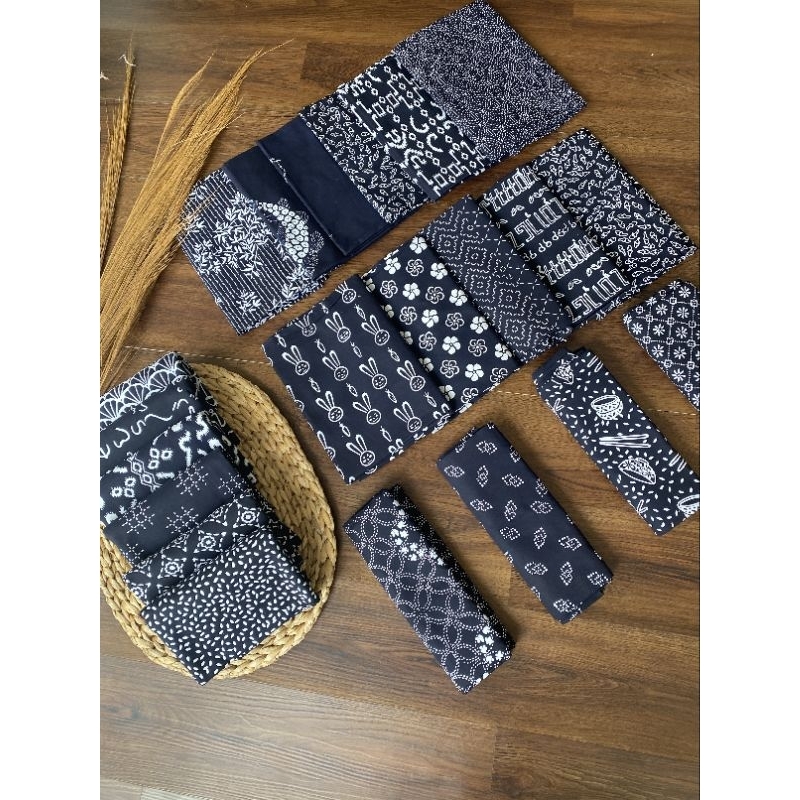 Kain Batik Premium Series Hitam #2