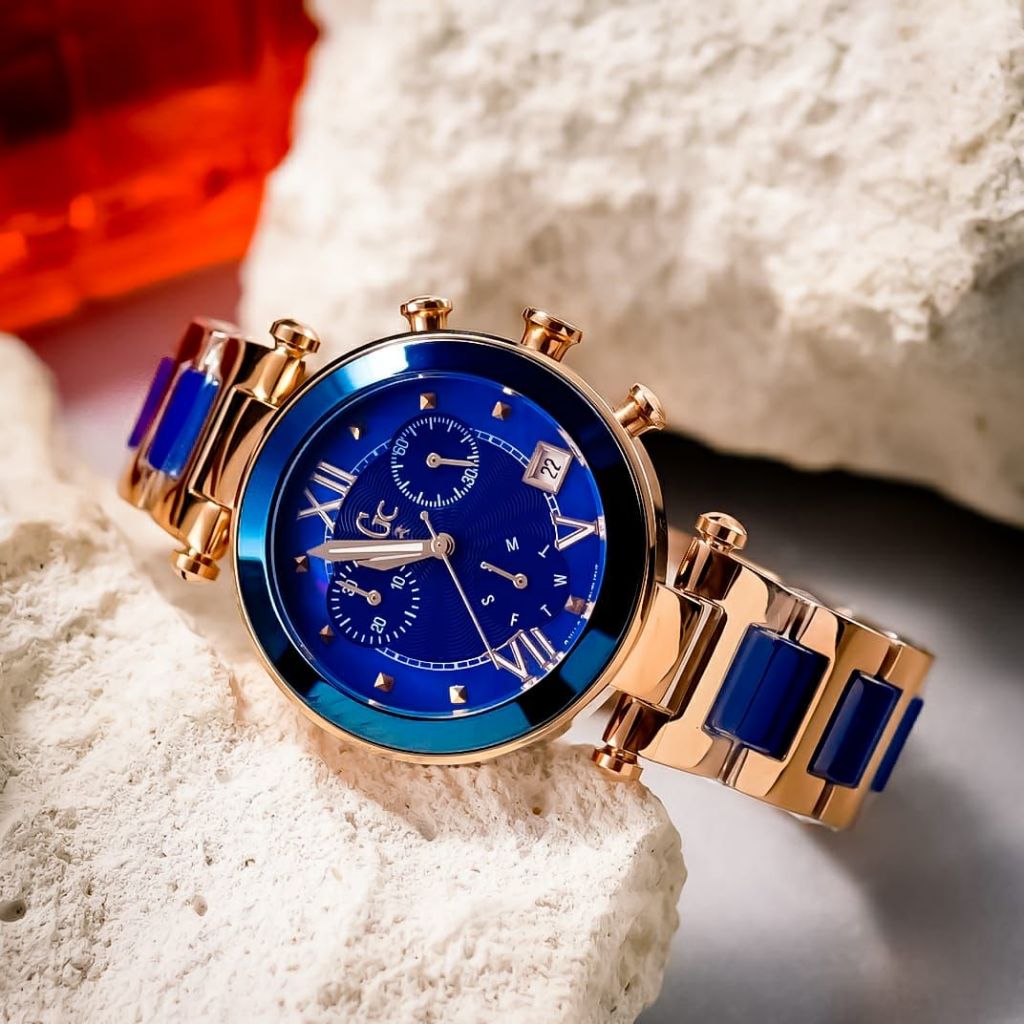 Jam Tangan Wanita GC Y05009 Chronograph All Stainless