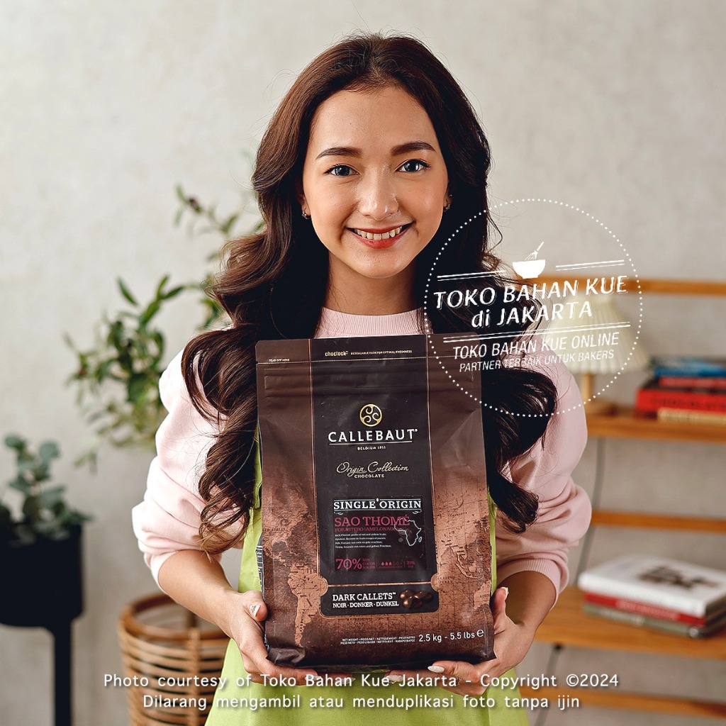 

Callebaut SAO THOME 70% 2,5kg Asli Single Origin Dark Chocolate Couverture Cokelat Pahit Coklat Baking Coin Finest Belgian Chocolate