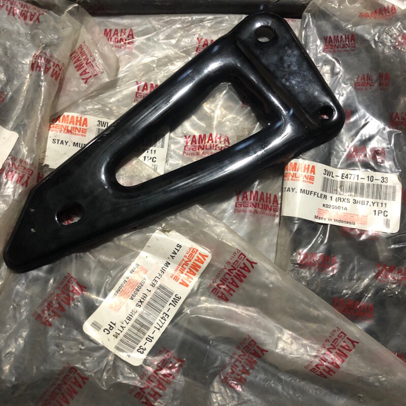 BREKET DUDUKAN KNALPOT/ STAY MUFFLER YAMAHA RXS/RX SPECIAL/RX 115 ORIGINAL / 3WL-E4771-10-33