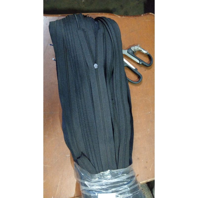 Paket resleting no.3 Terbalik  Daun resleting 100 yard + kepala terbalik hitam 100 pcs