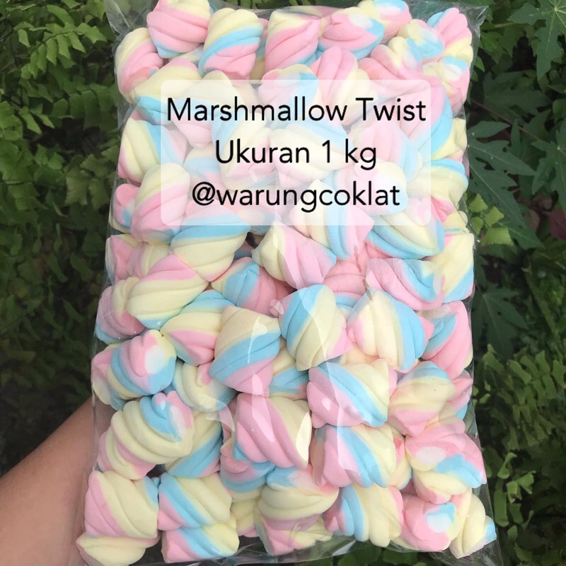 

Marshmallow twist besar 1 kg / Marsmallow ulir besar twist marsmellow 1 kg permen anak snack hampers