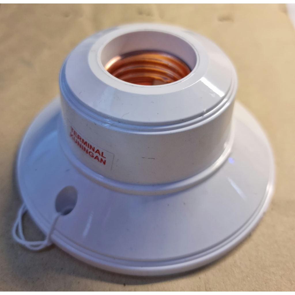 Fitting Lampu Plafon Tempel Bulat Fugisun