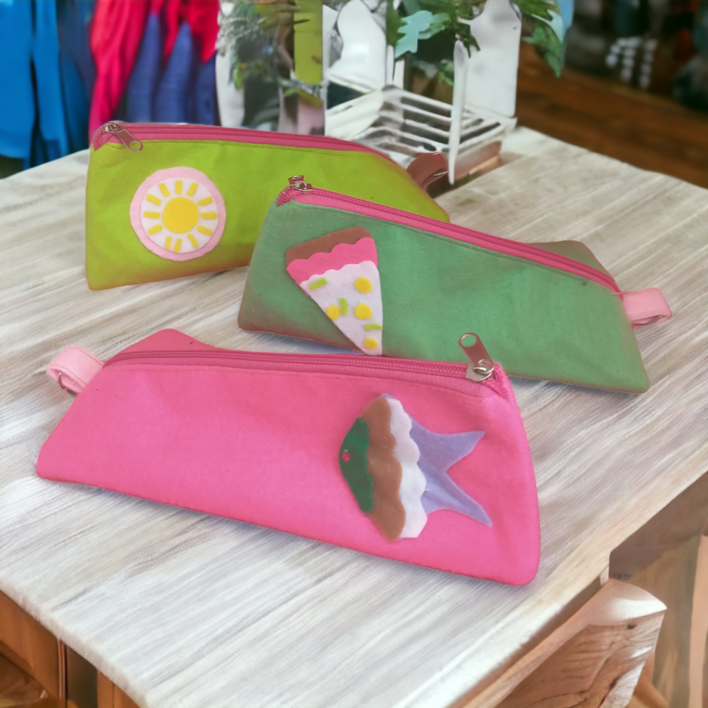 

Tempat pensil pencil case motif trapesium