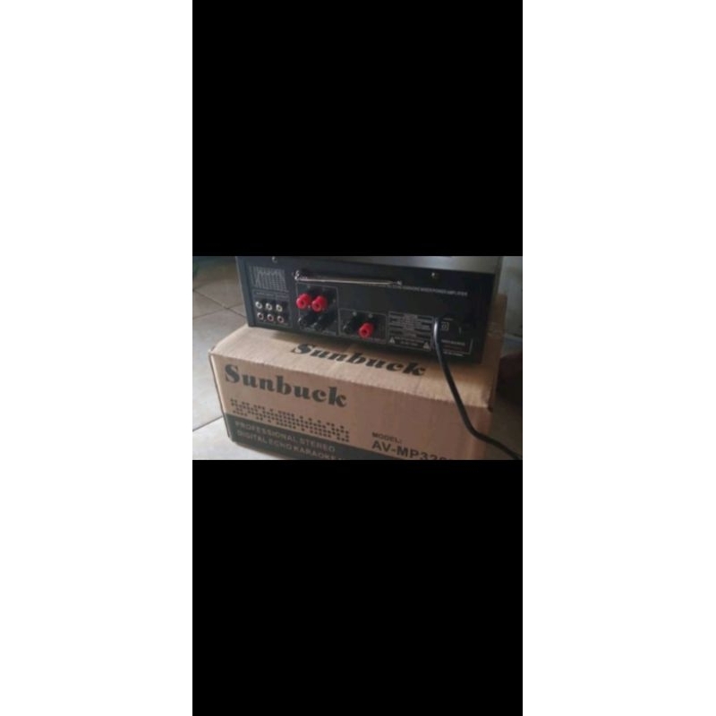 Amply stereo 450 watt x2 stereo dilengkapi dengan equalizer mp3player mic 4 line dengan echo cocok u