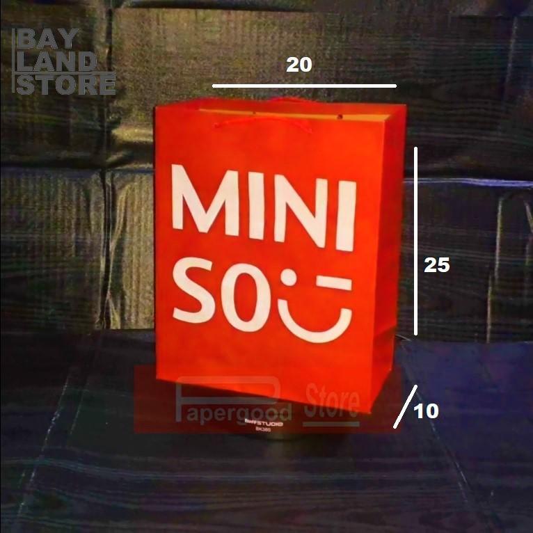 

Paper bag Miniso Red small 20 x 25 x 10 cm