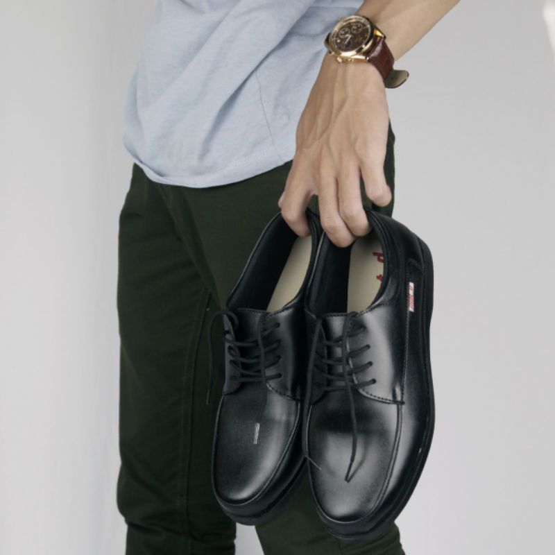 RA MANAGE D014 Sepatu Formal Casual Pria Hitam Polos Kerja Perkantoran kantor Kuliahan sepatu kondan