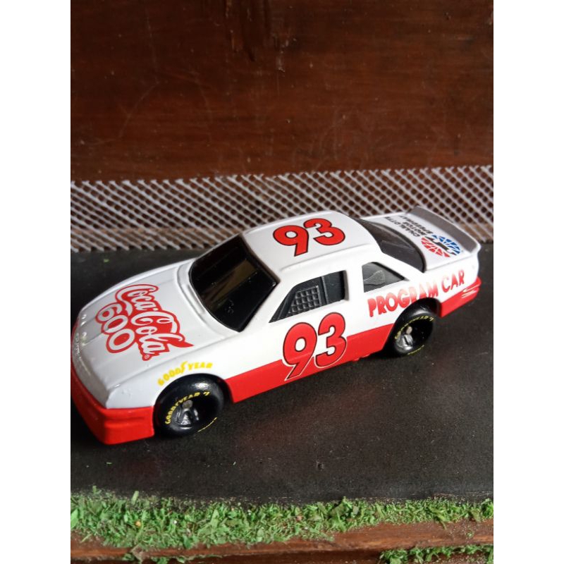 RACING CHAMPIONS NASCAR NO. 93 PROGRAM CAR COCA COLA 600 LOOSE  BEKAS