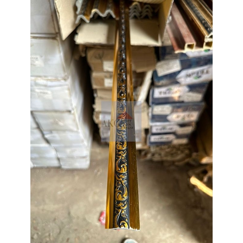 Lis siku figura pvc / list siku pigura harga per btg 4M Emas / Silver