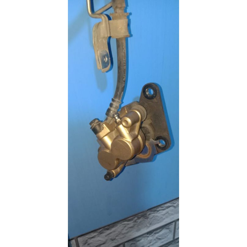 kaliper depan Yamaha R15 v2 seat master rem