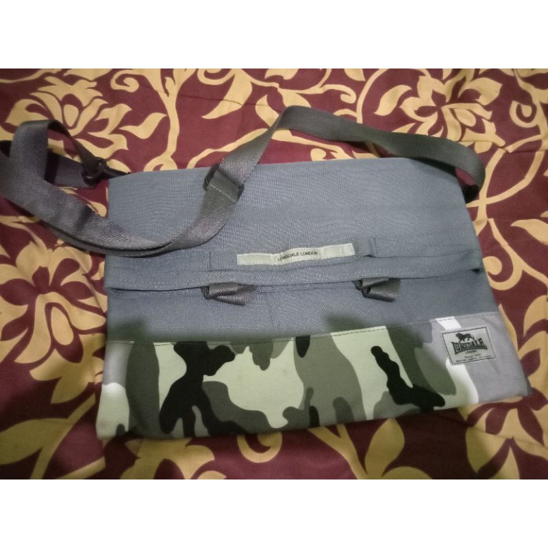 tas LONSDALE