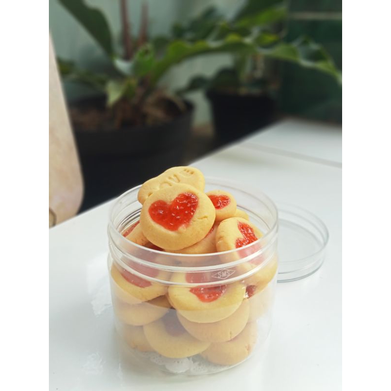 

HEART-SHAPED COOKIES (Special Gift) - Kukis bentuk hati kemasan jar Gift Hampers kue lebaran homemade