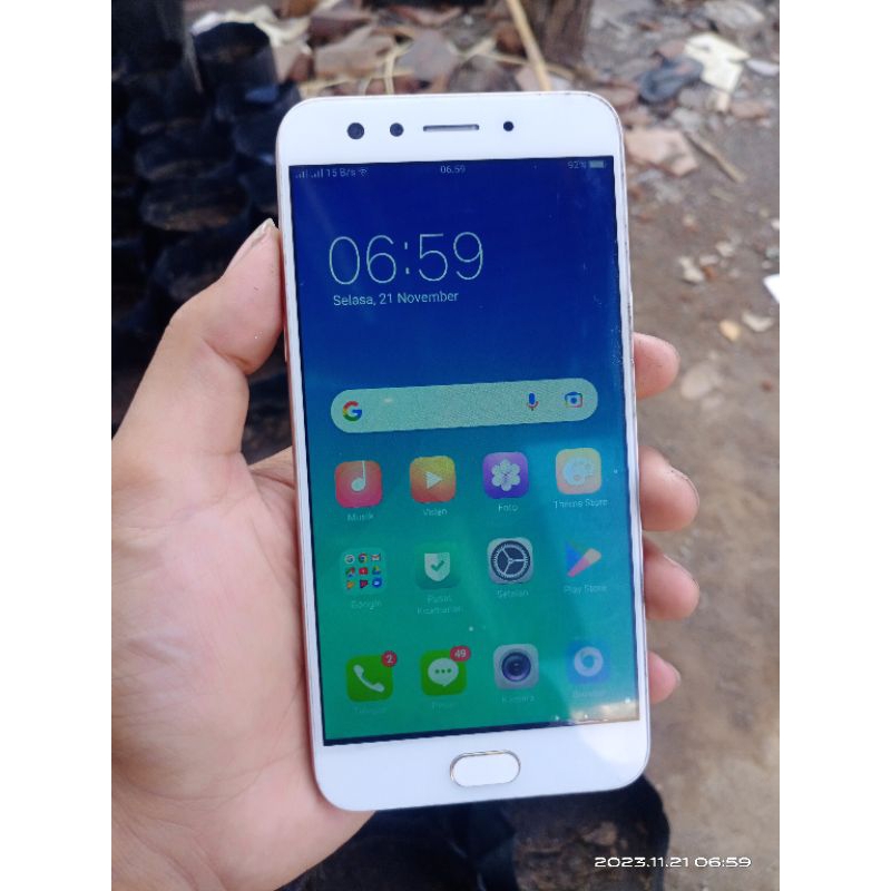 Hp second/bekas OPPO F3 RAM 4/64