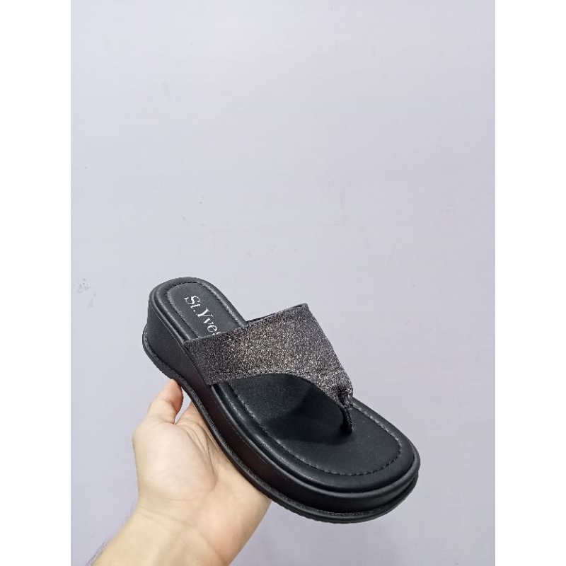 ST.YVES-CKW04 Sandal Slip On, Japit Wanita Terbaru dari Matahari Store