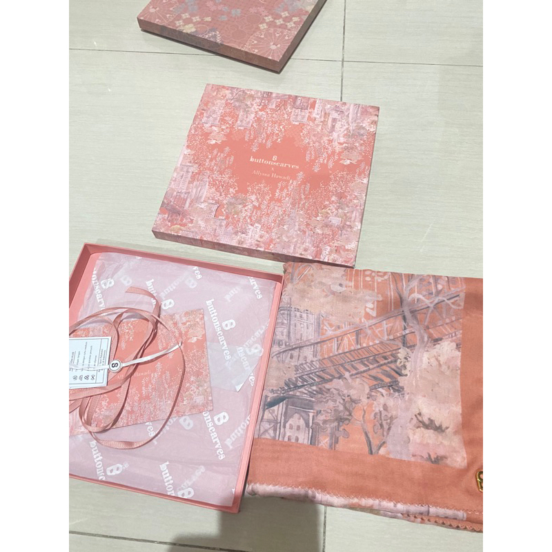 Buttonscarves XL Syari New York Series x Alyssa Hawadi - NOMAD