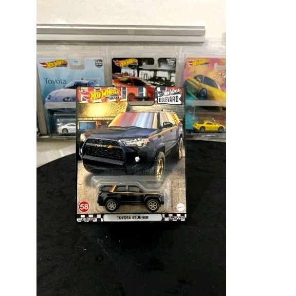 Hotwheels Toyota 4runner hitam