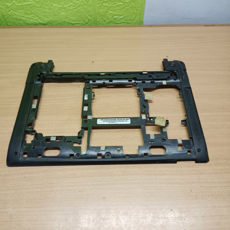 Bottom casing Cassing case bawah laptop Acer Aspire One 756 AO756