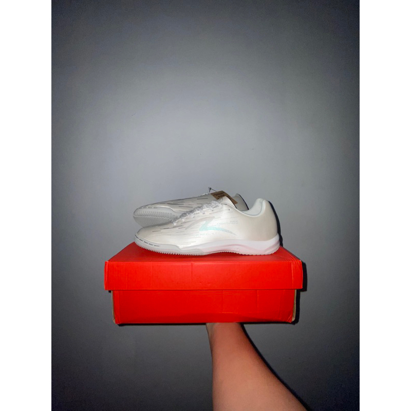 Ls Reborn Illuminate white