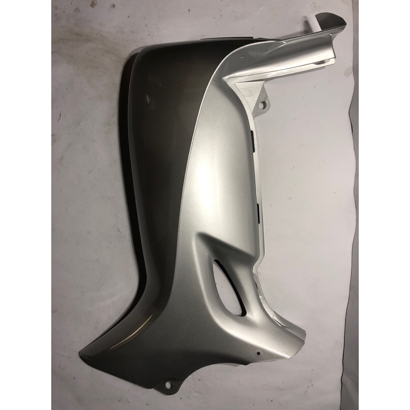 Suzuki Sayap Kiri Abu-abu silver SMASH NEW ORI 48121B07H00N735