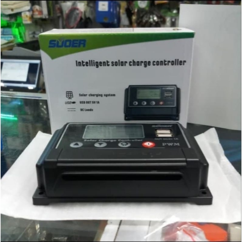 Suoer 12V 24V 20A PWM solar charger controller (ST-W1220)