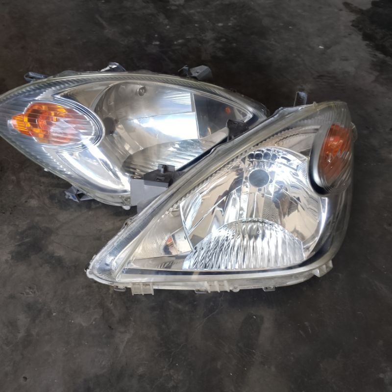 headlamp avanza / xenia 2005 2010 original copotan 100%