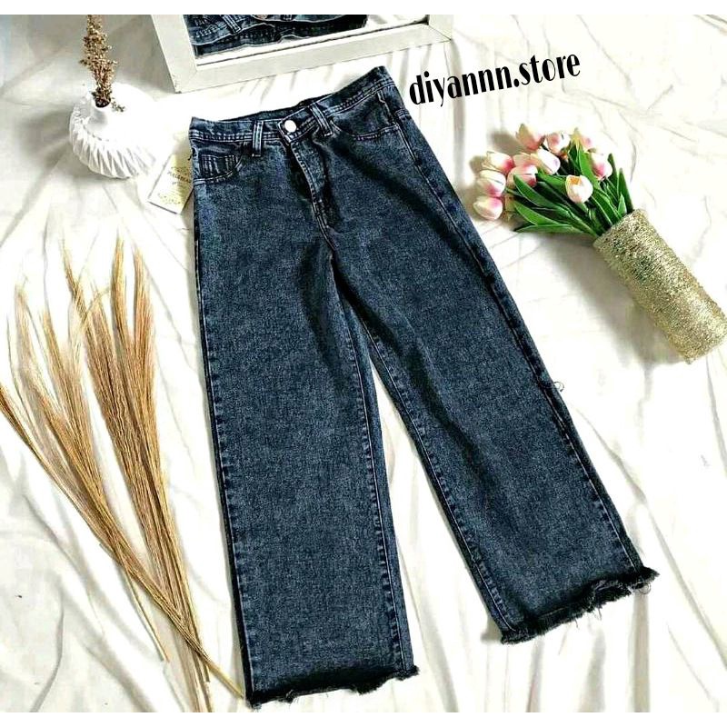 Terbaru dan terlaris CELANA JEANS KULOT WANITA RAWIS SNOW BLACK CELANA JINS DENIM HIGH WAIST ACID MU