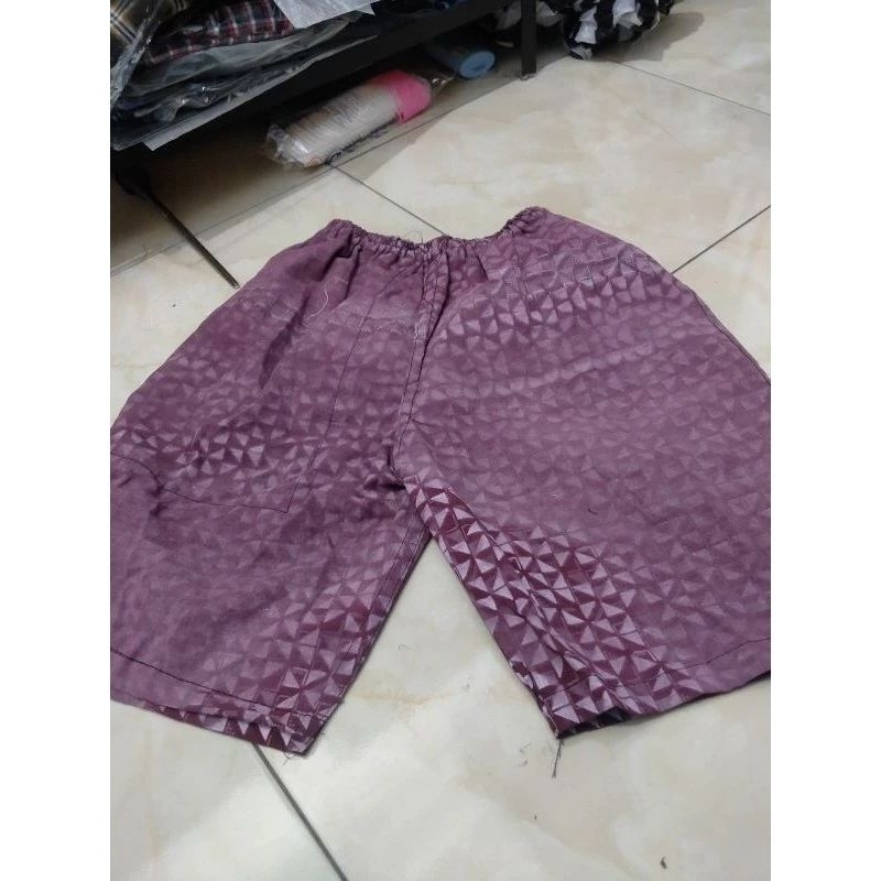 SALE CELANA PENDEK DEWASA RIJEK