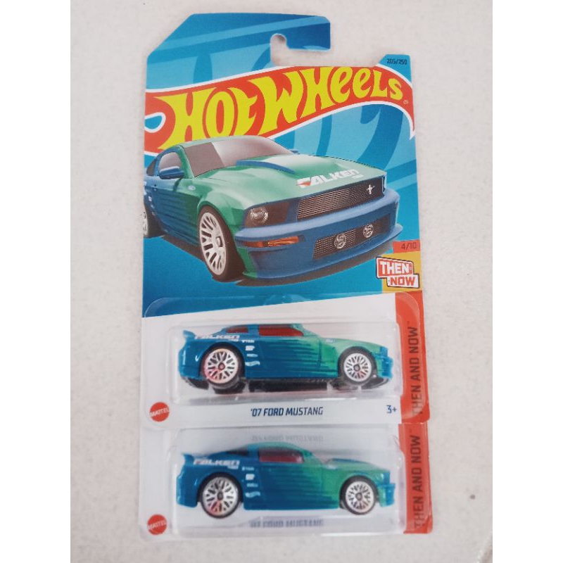 HOTWHEELS FORD MUSTANG