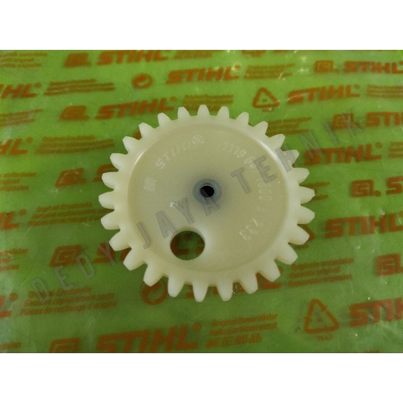 WORM GEAR GIGI POMPA OLI CHAINSAW MS381 STIHL ORIGINAL