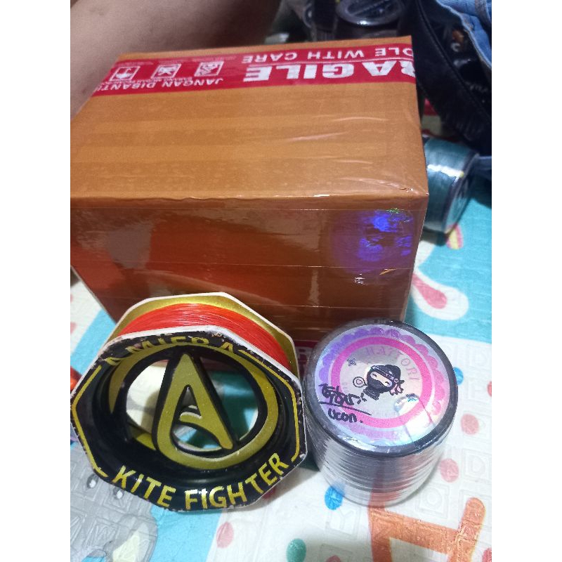 READY Benang Gelasan Hatori Logo Pink Limited 6000yard