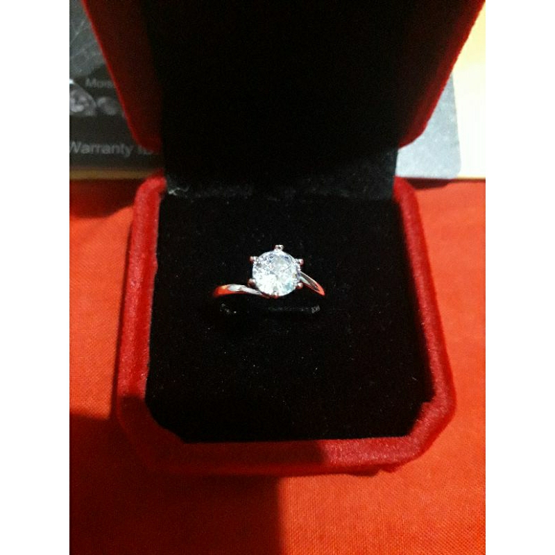 Cincin Moissanite