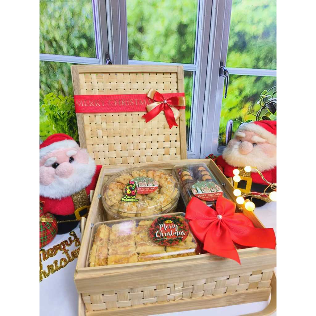 

Parcel Natal Pekanbaru|Hampers Natal|Kue Natal-St.Karolus Lwanga