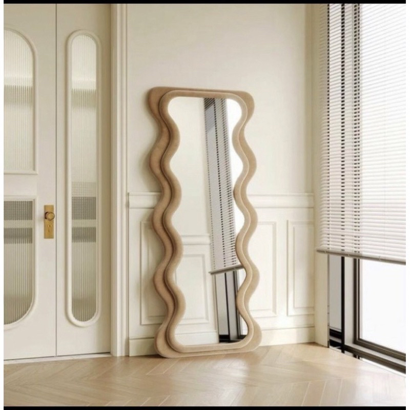 Silky Mirror / Standing Mirror / Standing Mirror Aesthetic